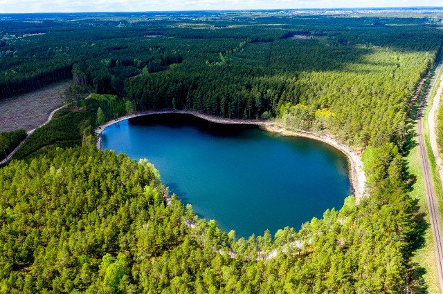 Jezioro w Parku Krajobrazowym Dolina Słupi